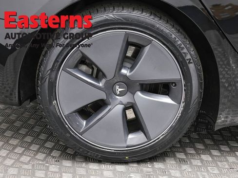 Used 2021 Tesla Model 3 Standard Range Plus image 27