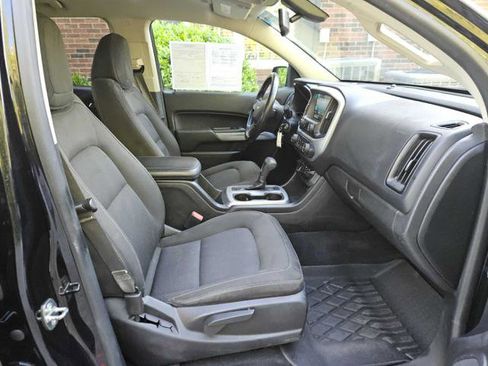 Used 2021 Chevrolet Colorado LT image 28