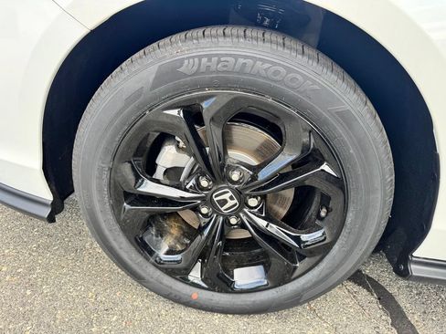 New 2025 Honda Accord SE image 31