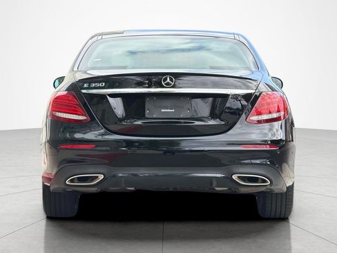 Used 2020 Mercedes-Benz E 350 Sedan image 4