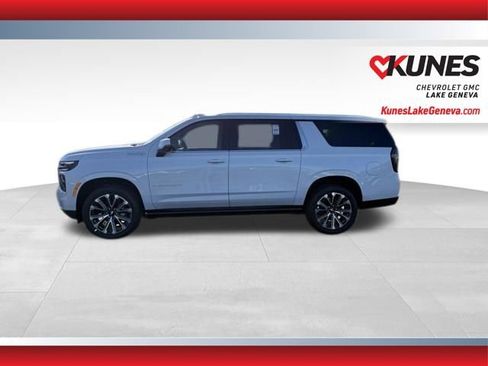 New 2026 Chevrolet Suburban High Country AWD/4WD image 9