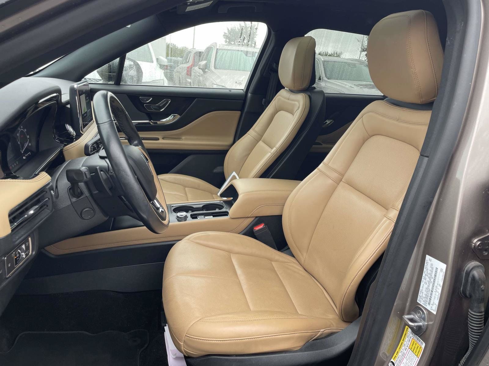 Used 2020 Lincoln Corsair Reserve FWD image 8