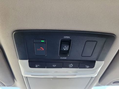 Used 2024 Nissan Altima 2.5 SV w/ SV Premium Package image 47