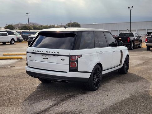 Used 2018 Land Rover Range Rover Supercharged image 4