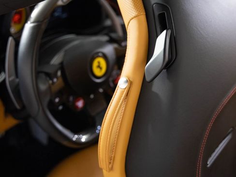Used 2020 Ferrari Portofino image 46