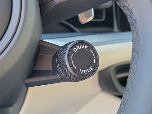 New 2026 Porsche Cayenne image 36