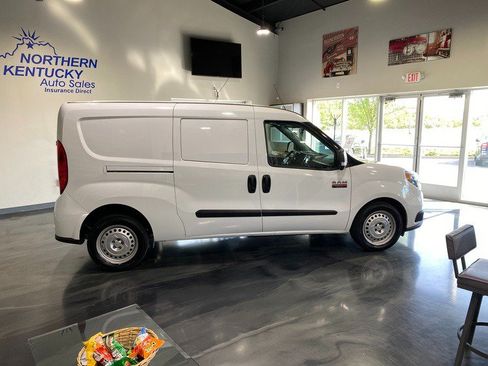 Used 2022 RAM ProMaster City Tradesman FWD image 2