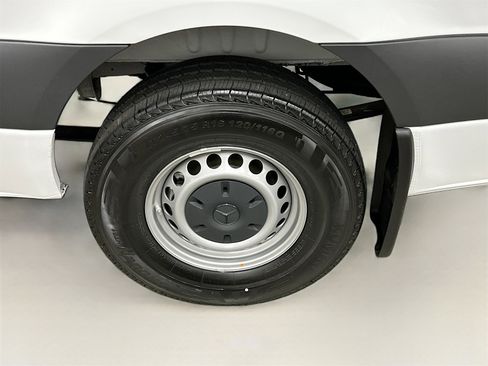 New 2025 Mercedes-Benz Sprinter 2500 image 27