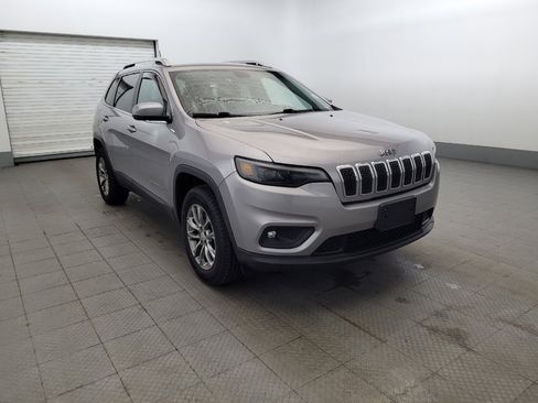 Used 2019 Jeep Cherokee Latitude Plus AWD/4WD image 13