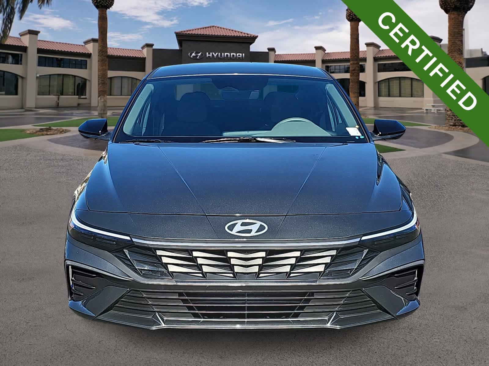 Certified 2025 Hyundai Elantra Sport FWD image 3