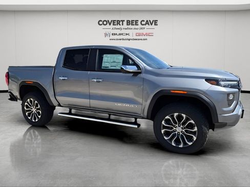 New 2026 GMC Canyon Denali image 12