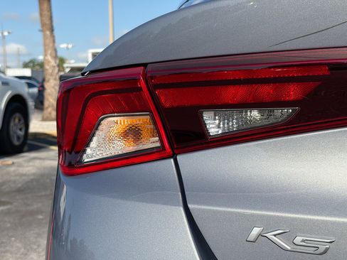 Used 2022 Kia K5 LXS FWD image 10