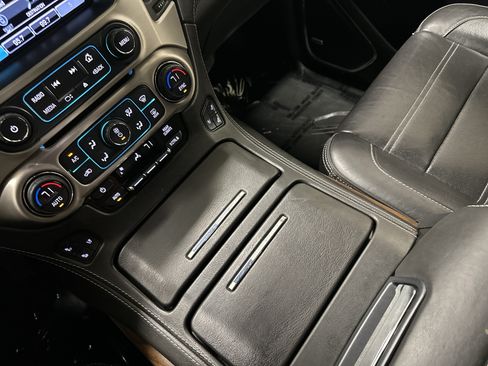 Used 2020 GMC Yukon Denali w/ Open Road Package AWD/4WD image 26