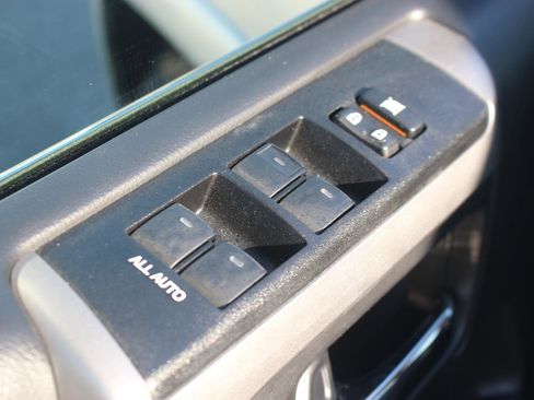 Used 2022 Toyota 4Runner Limited image 14