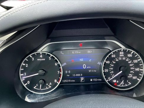 Used 2018 Nissan Murano SL w/ Moonroof Package FWD image 26