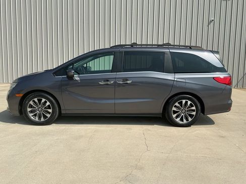 Used 2022 Honda Odyssey EX-L image 11