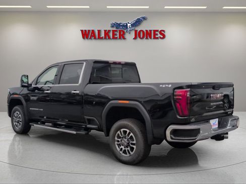 New 2026 GMC Sierra 2500 SLT w/ SLT Premium Package image 5