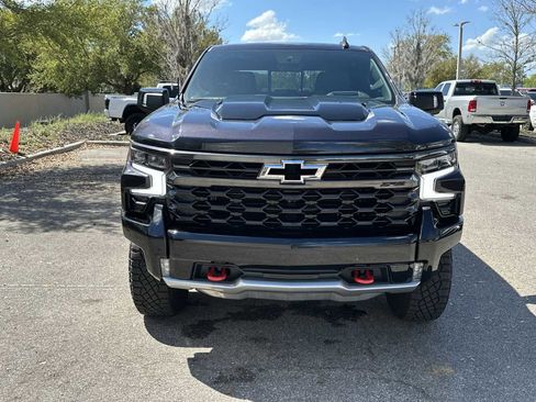 Used 2024 Chevrolet Silverado 1500 ZR2 w/ Technology Package image 9
