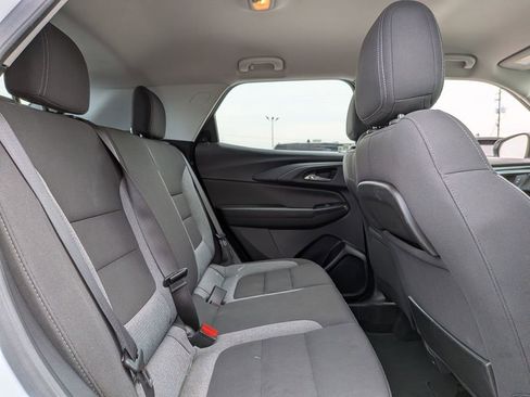 Used 2024 Chevrolet TrailBlazer LS image 20