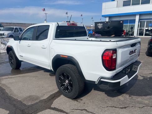 Used 2024 GMC Canyon Elevation image 6