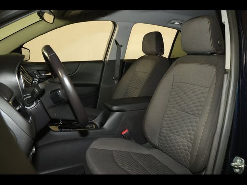 Used 2021 Chevrolet Equinox LT FWD image 25