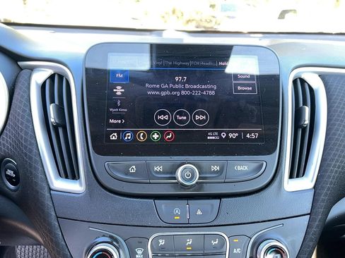 Used 2023 Chevrolet Malibu LT image 20