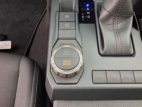 New 2025 Toyota Tacoma TRD Sport w/ TRD Sport Upgrade Package image 18