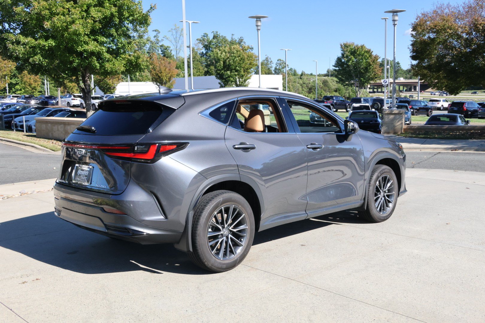 Certified 2024 Lexus NX 250 FWD image 9