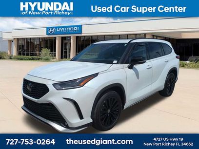 Used 2023 Toyota Highlander XSE
