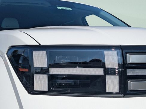 New 2026 Hyundai Santa Fe SE FWD image 9