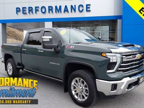 Used 2025 Chevrolet Silverado 2500 LTZ w/ LTZ Premium Package image 1