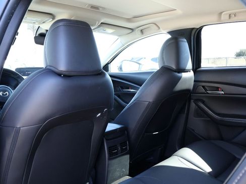 Used 2024 MAZDA CX-30 AWD 2.5 S w/ Preferred Package image 12