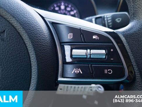 Used 2023 Kia Forte LXS image 29