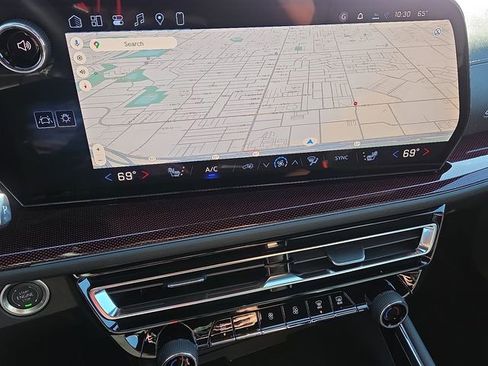 New 2026 Chevrolet Traverse Z71 w/ Enhanced Driving Package image 11