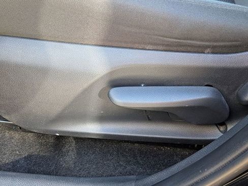 Used 2024 Toyota RAV4 LE image 27