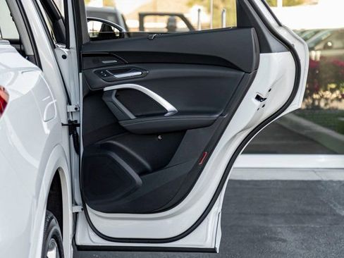 New 2025 Audi Q5 Premium Plus AWD/4WD image 22