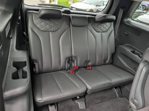 Used 2021 Hyundai Palisade Limited AWD/4WD image 12