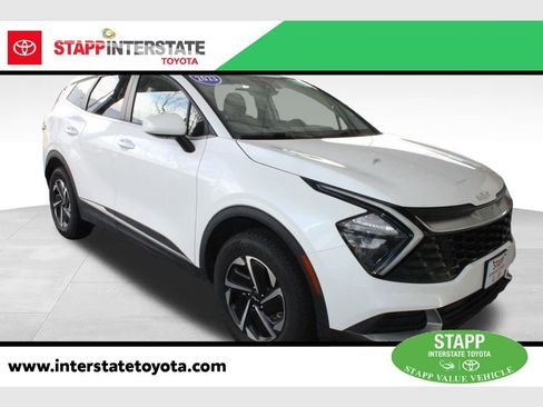 Used 2023 Kia Sportage LX AWD/4WD image 1