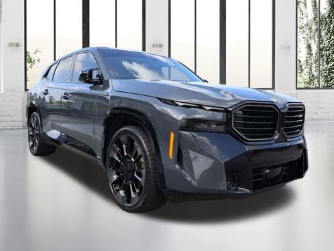 Used 2024 BMW XM AWD/4WD image 7
