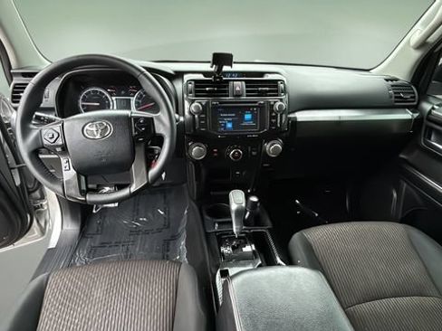 Used 2019 Toyota 4Runner TRD Off-Road AWD/4WD image 16