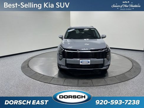 New 2026 Kia Sportage EX image 2