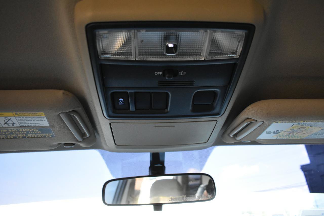 Used 2017 Toyota 4Runner SR5 RWD image 45