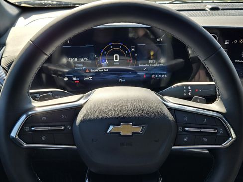 New 2026 Chevrolet Equinox LT w/ Convenience Package II image 14