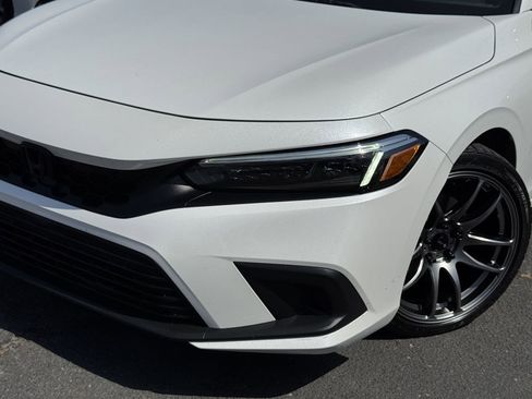 Used 2022 Honda Civic Sport image 3