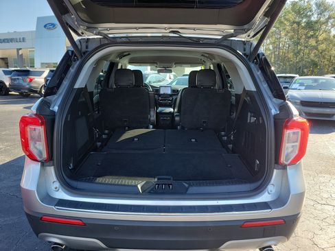 Used 2023 Ford Explorer Limited image 26