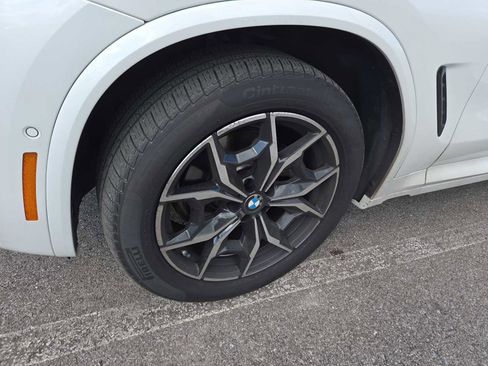 Used 2024 BMW X3 xDrive30i w/ Premium Package image 9