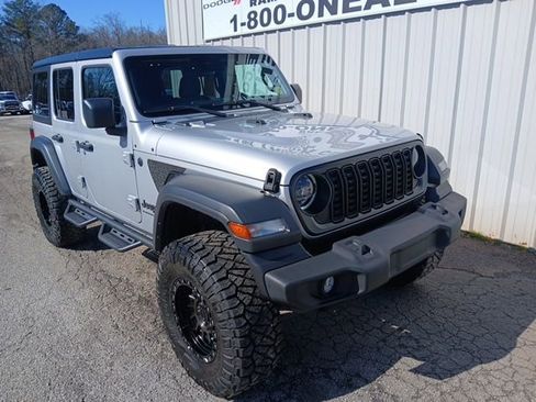 Used 2024 Jeep Wrangler Sport S image 1