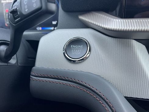 New 2026 Ford Explorer Active RWD image 6