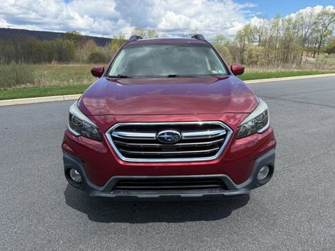 Used 2018 Subaru Outback 2.5i Premium image 2