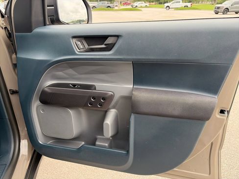 Used 2026 Ford Maverick XL FWD image 9